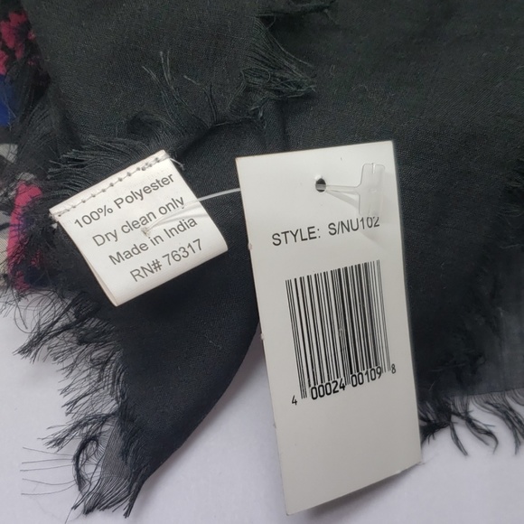 ๐๏ธ Flowered Patterned Rectangle Scarf - Picture 3 of 5